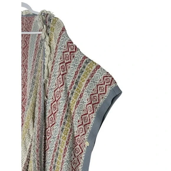 Cabi Siesta Poncho Womens Size M/L Oversized Aztec Bohemian Outdoor Cozy - Picture 7 of 8